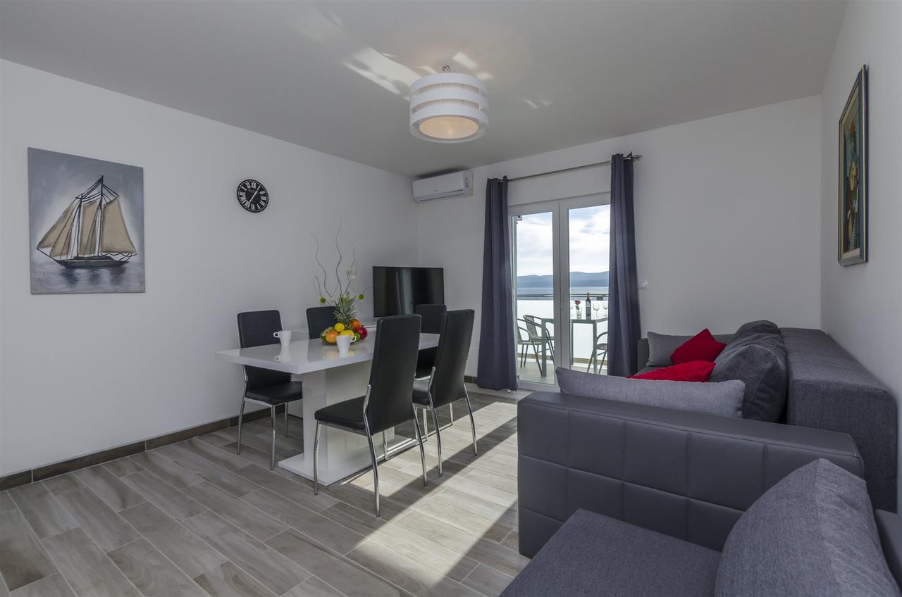 Apartments Lorenzo Lokva Rogoznica Esterno foto